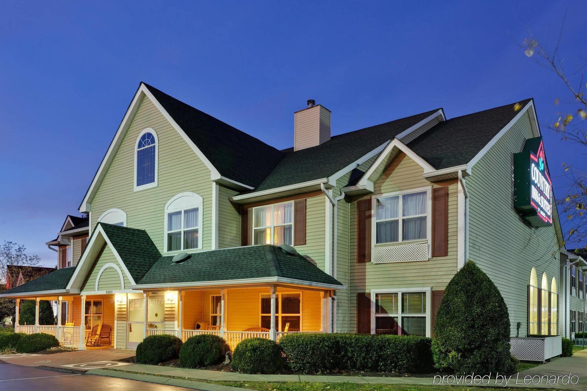 Howard Johnson By Wyndham เมอร์ฟรีสโบโร ภายนอก รูปภาพ